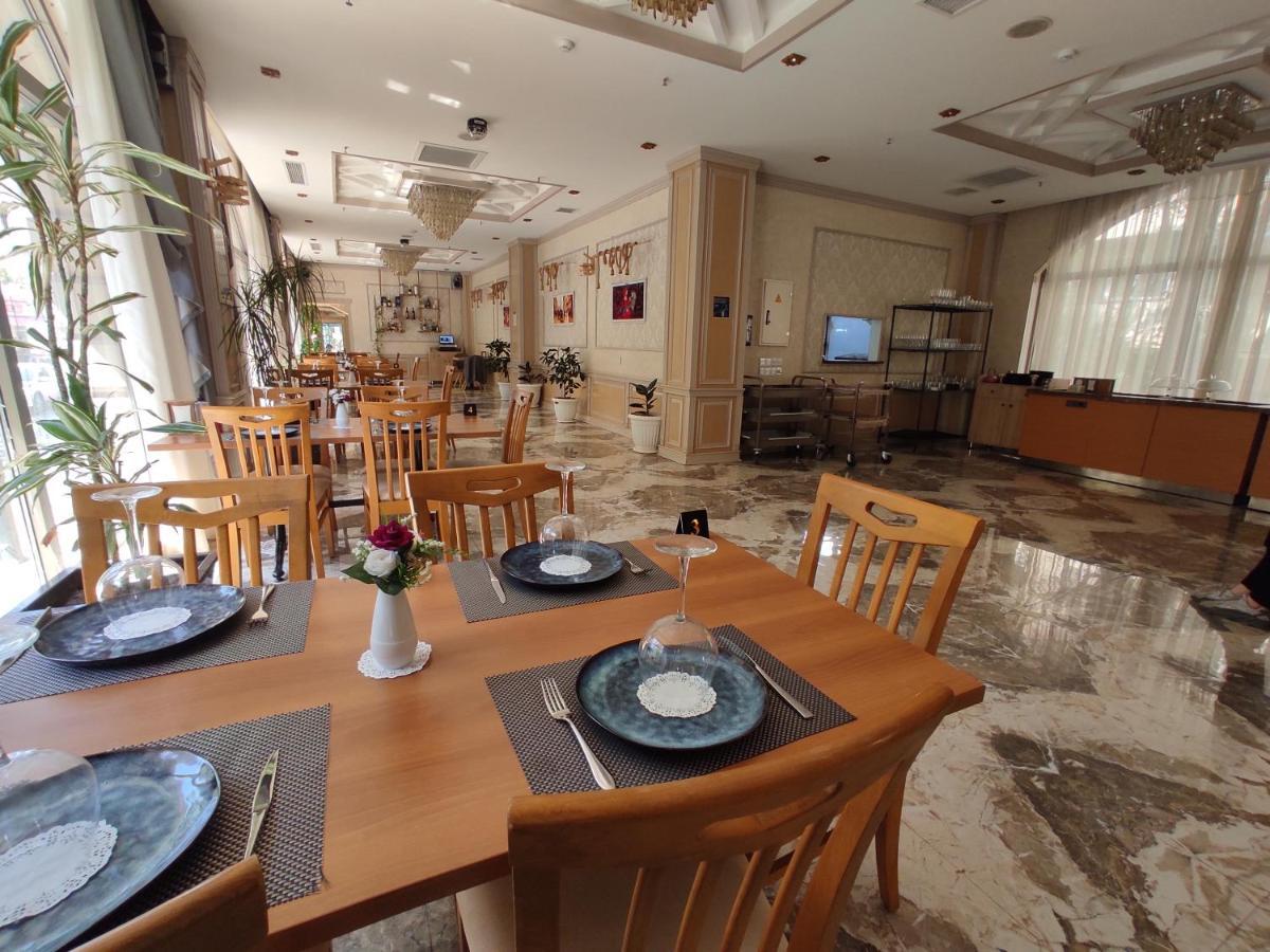 Golden City Hotel باكو المظهر الخارجي الصورة