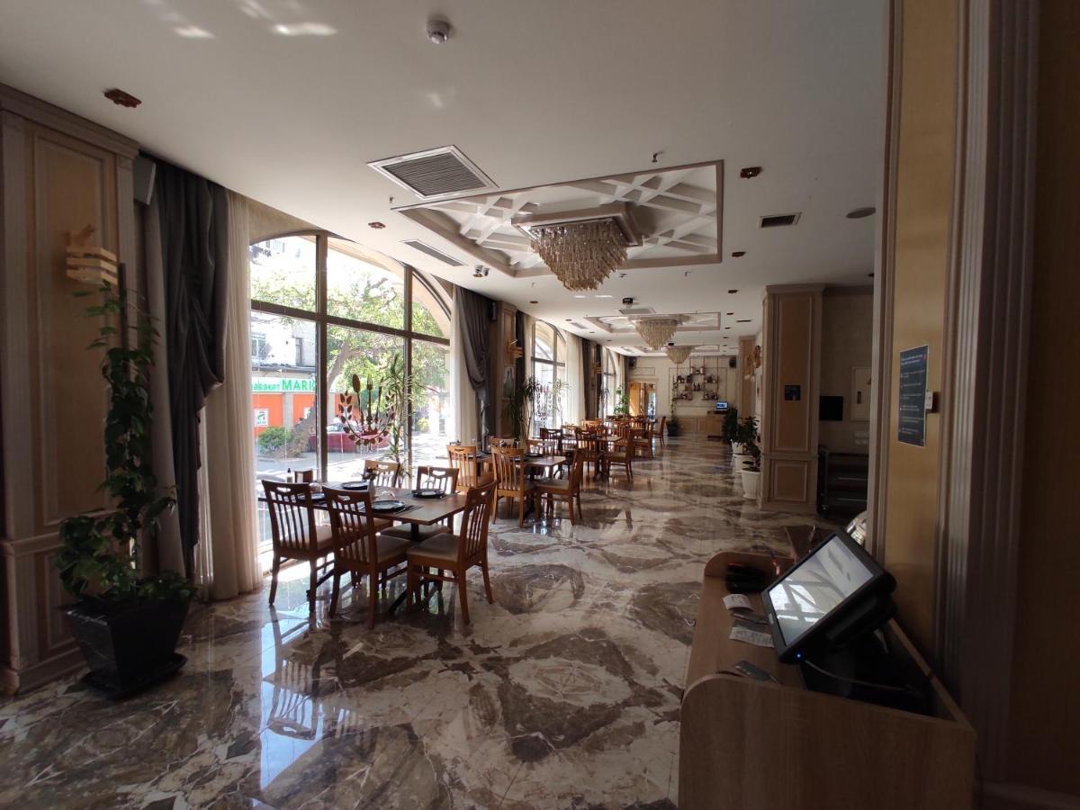 Golden City Hotel باكو المظهر الخارجي الصورة
