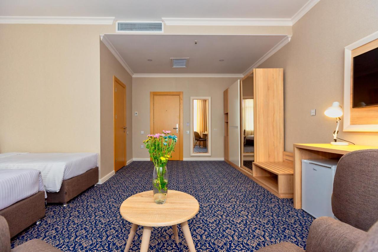 Golden City Hotel باكو المظهر الخارجي الصورة