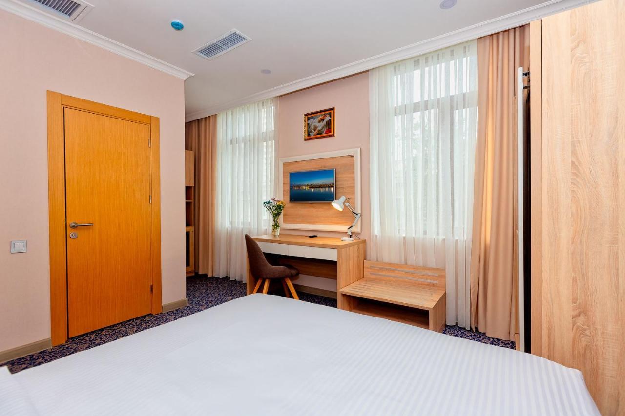 Golden City Hotel باكو المظهر الخارجي الصورة