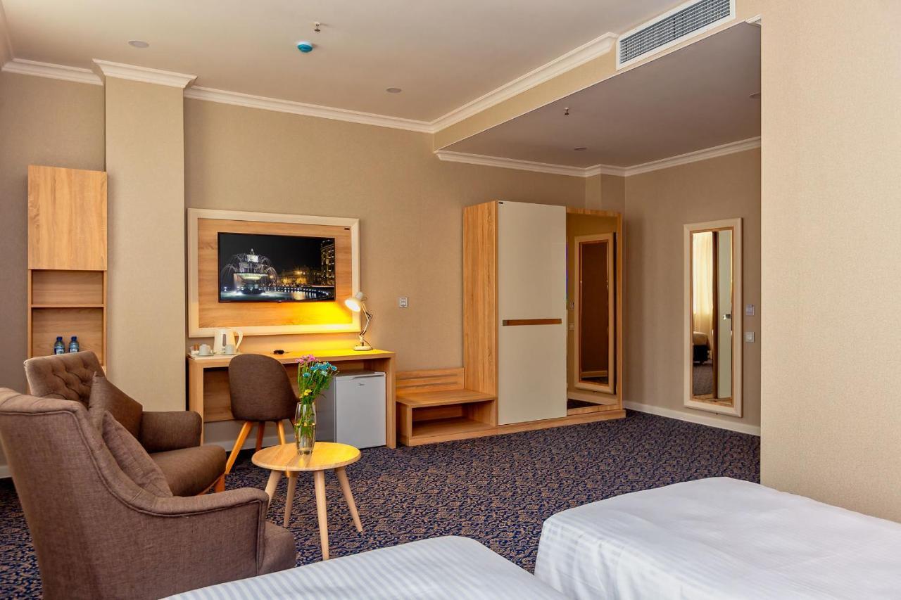 Golden City Hotel باكو المظهر الخارجي الصورة