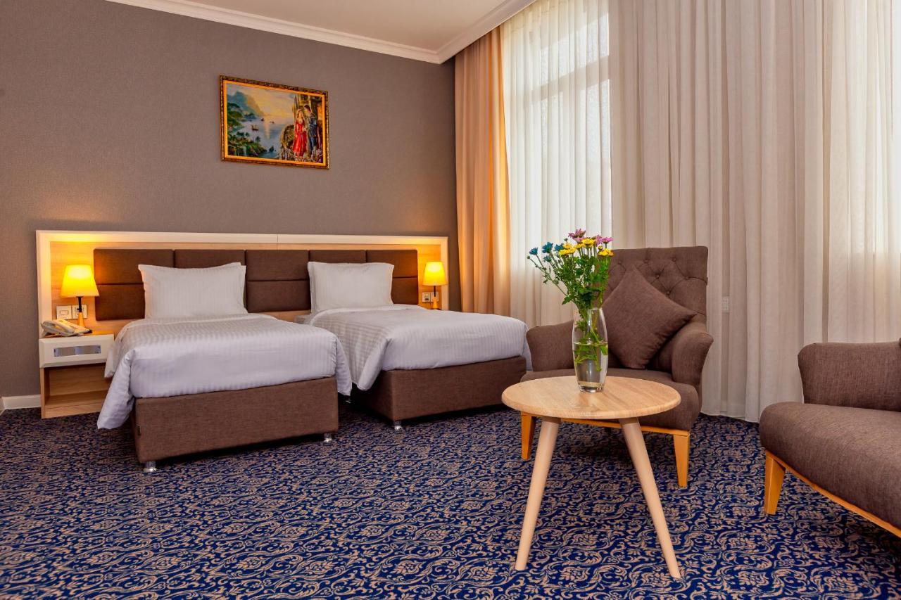 Golden City Hotel باكو المظهر الخارجي الصورة